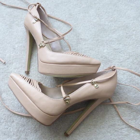 BEBE cream platform stiletto lace up pointy toe heels - Picture 11 of 11